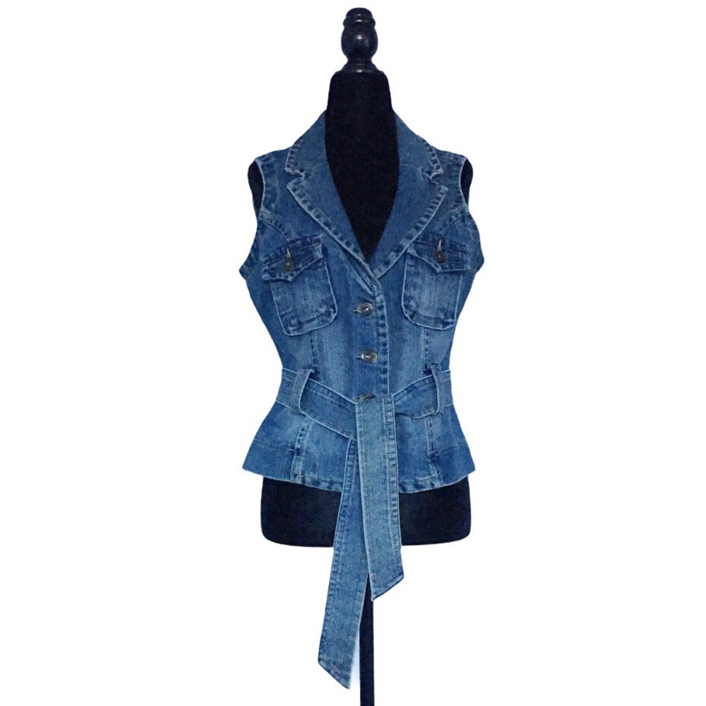 UB Jeans sleeveless denim jacket medium